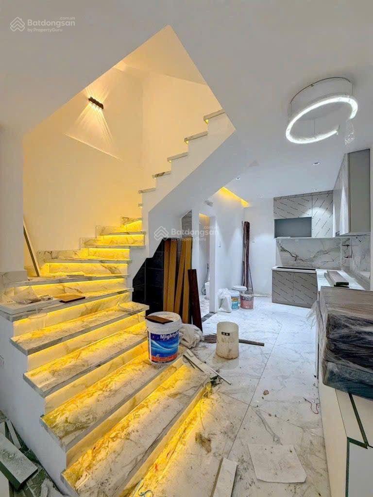 Bán nhà Quận 7 nhà mới ở ngay Tết 2026 nhà 4 tầng 3 phòng ngủ ngang 3m 5 dài 12m chỉ 5 tỷ nhỉnh
