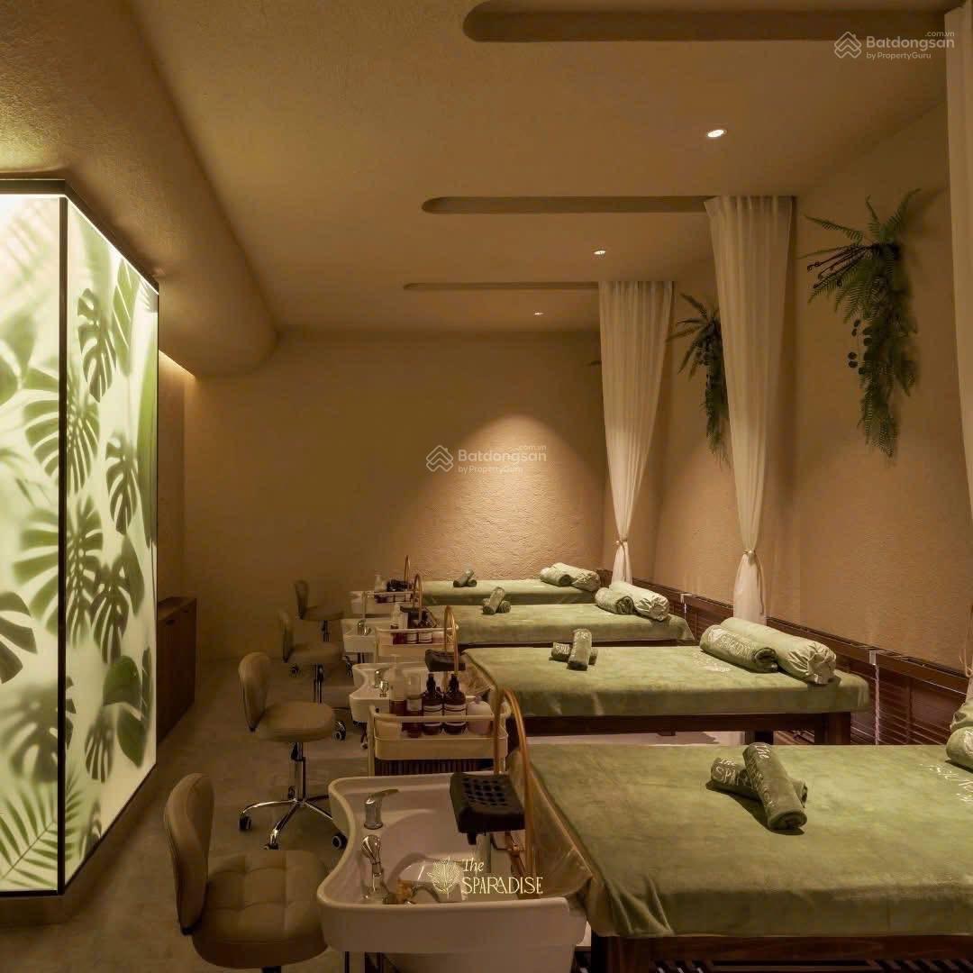 BÁN KHÁCH SẠN MT HAI BÀ TRƯNG  TRUNG TÂM DU LỊCH 40 PHÒNG 30 Tỷ