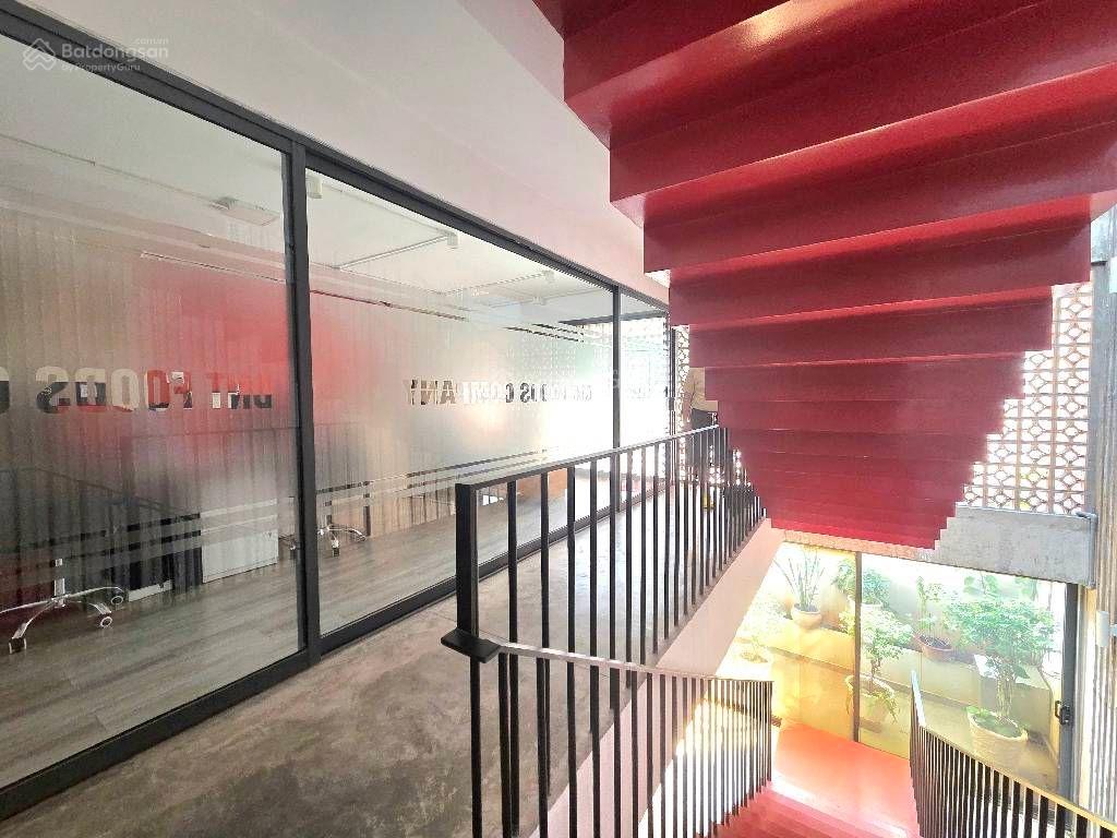 KHU BIỆT THỰ PHÂN LÔ VEN SÔNG, 8x18 4 Tầng. Hẻm xe tải. Rất đẳng cấp, trong lành KHU BIỆT THỰ PHÂN LÔ VEN SÔNG, 8x18 4 Tầng. Hẻm xe tải. Rất đẳng cấp, trong lành