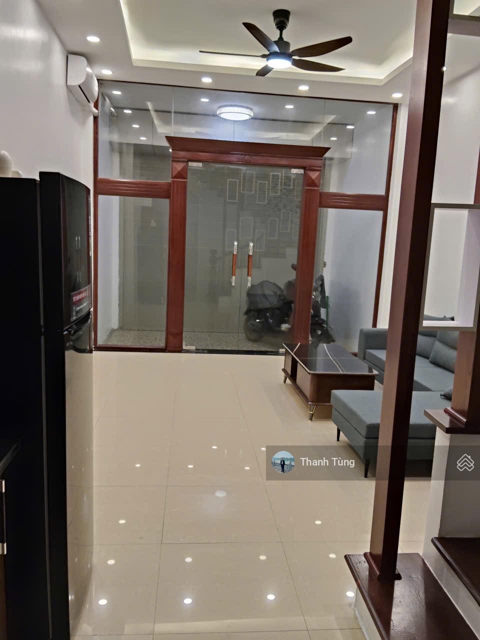 11,7 tỷ - 46,6m - 4,26m - nhà 6T đẹp ngõ Tôn Đức Thắng ngõ 2m -cách Mp 100m rẽ hai ngoặt là tới nhà