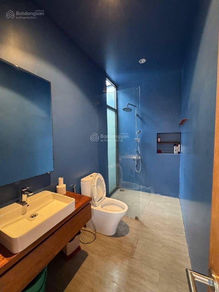 Khu nhà đẹp ven sông, sạch sẽ, thoáng mát, đẳng cấp - 8x18. 4 tầng Hiện đại