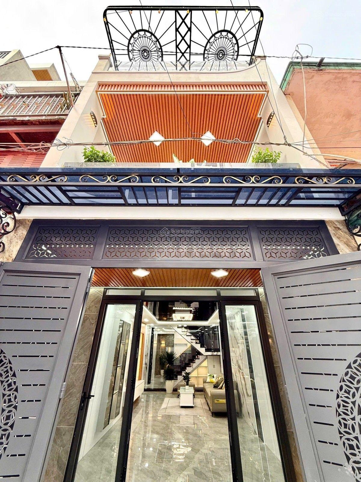 Nhà Đẹp Trung Mỹ Tây Q12, 64m2 (4.2x15m), 3PN, Full Nội Thất, 4.8 tỷ.