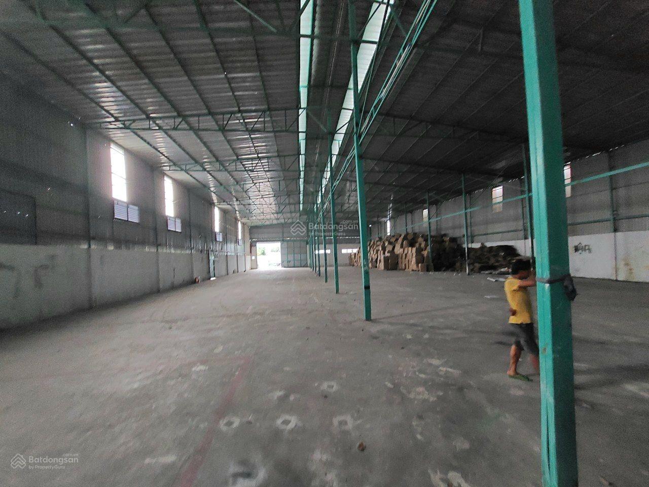 Cho thuê kho xưởng diên tích 2300m2.Pccc vách tường.Giá 80 triệu.Thuận An ,Bình Dương Cho thuê kho xưởng diên tích 2300m2.Pccc vách tường.Giá 80 triệu.Thuận An ,Bình Dương