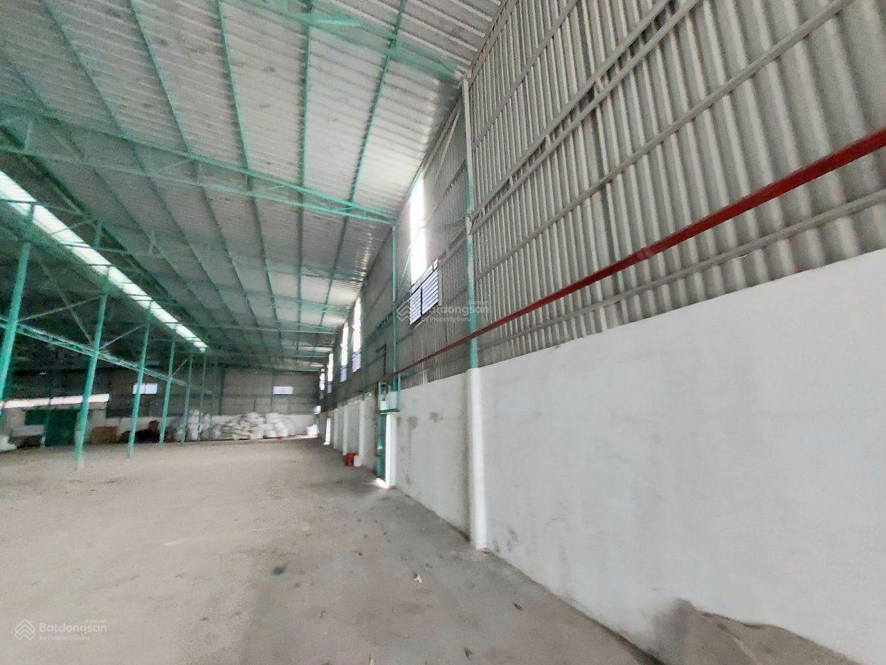 Cho thuê kho xưởng diên tích 2300m2.Pccc vách tường.Giá 80 triệu.Thuận An ,Bình Dương Cho thuê kho xưởng diên tích 2300m2.Pccc vách tường.Giá 80 triệu.Thuận An ,Bình Dương