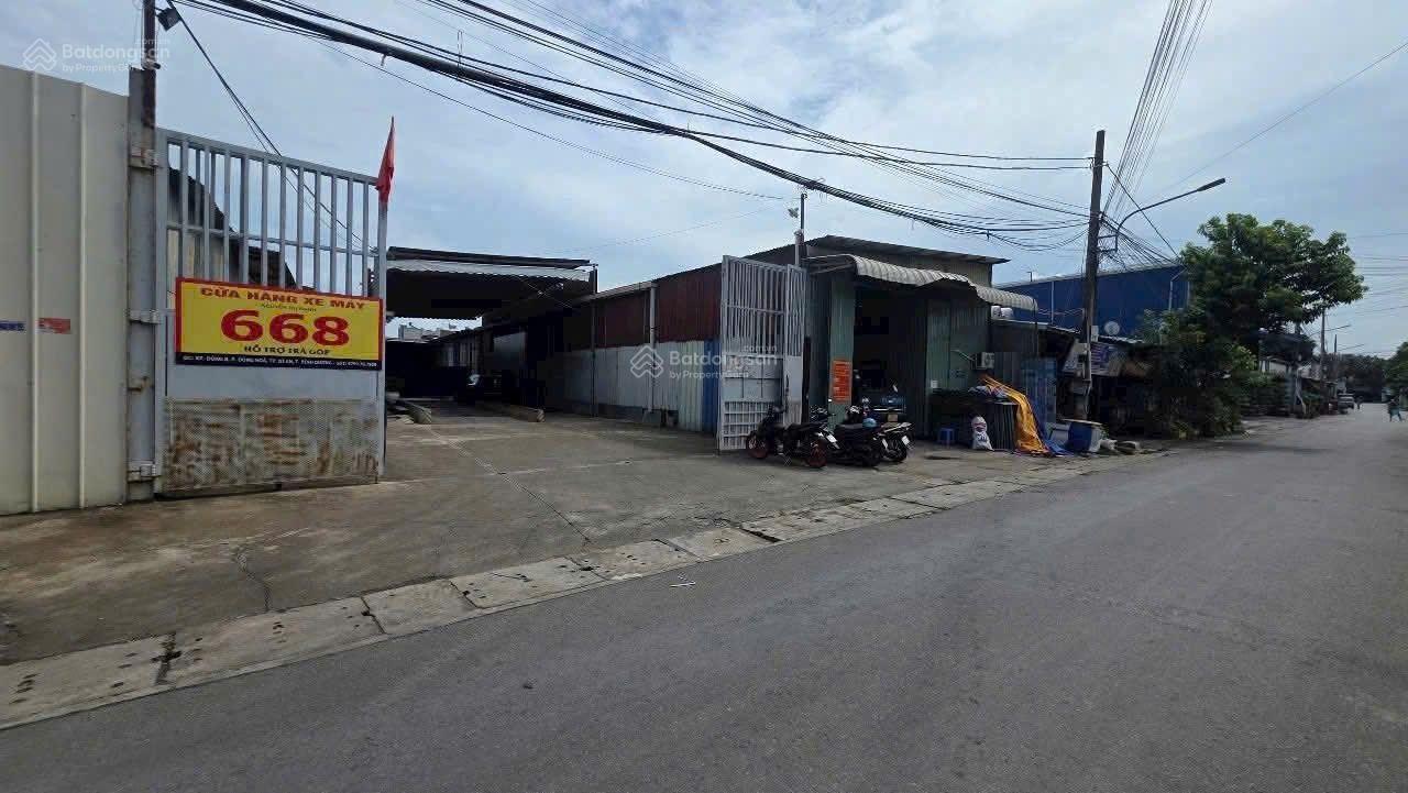 Bán lô đất mặt tiền đường phường Đông Hòa Dĩ An Diện tích 2450m2 ngang 32m nở hậu Đường n Bán lô đất mặt tiền đường phường Đông Hòa Dĩ An Diện tích 2450m2 ngang 32m nở hậu Đường n