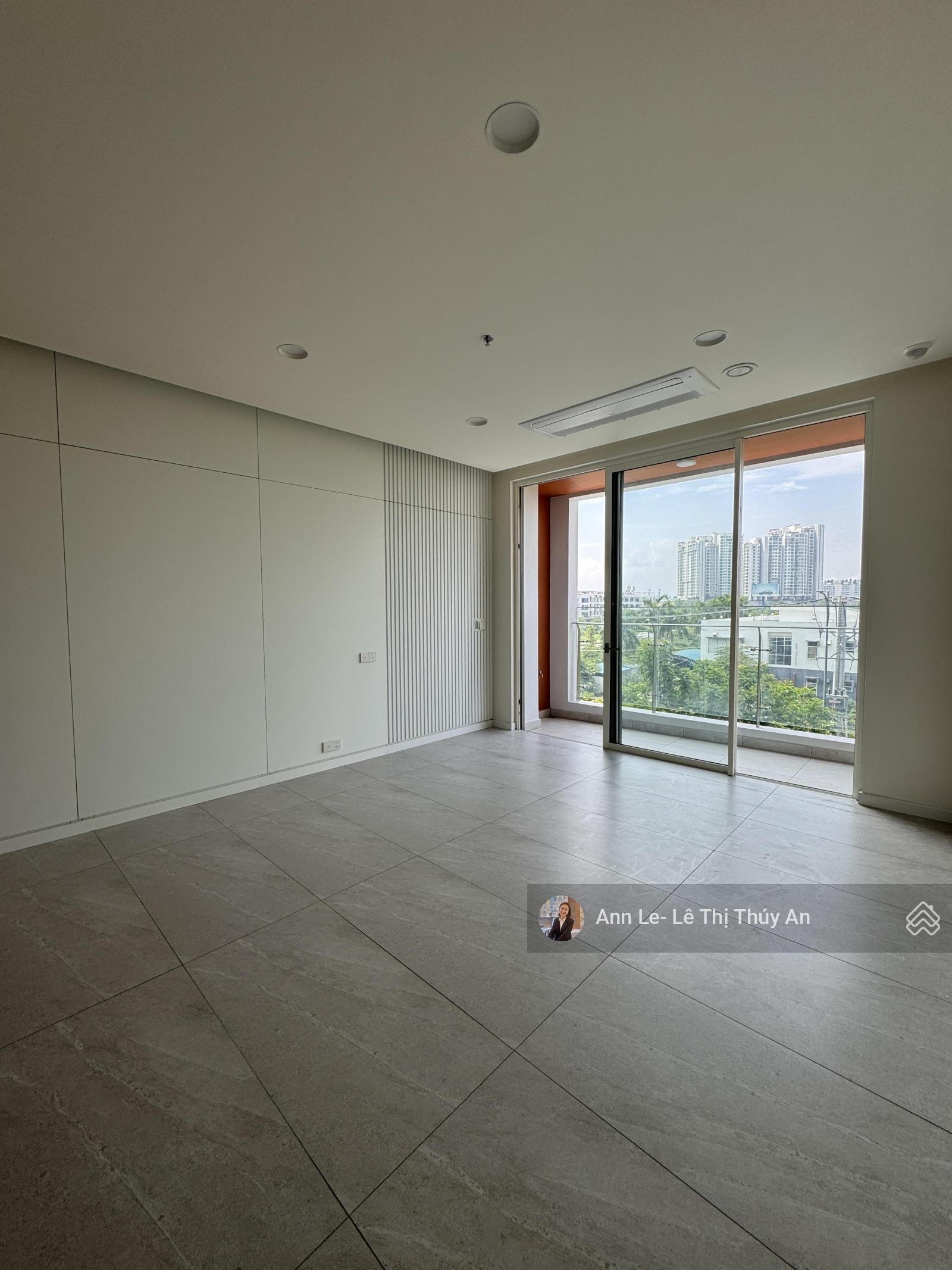 Chính chủ thiện chí bán 3 phòng ngủ, 135m2, hướng mát, NTCB ạ