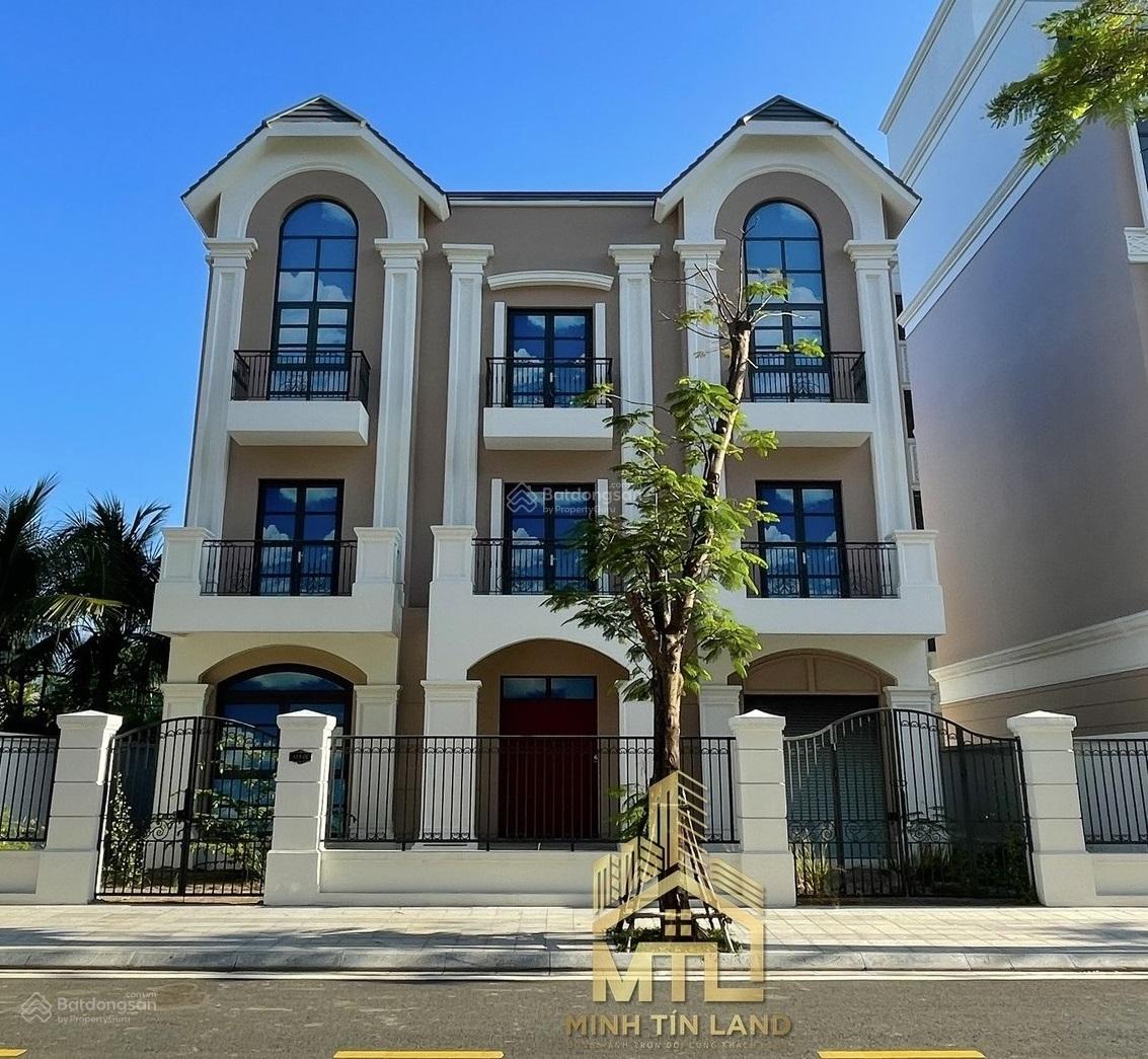 Cho thuê nhà phố đối diện Vinschool giá 13 triệu/tháng tại Vinhomes Grand Park. LH 0828/030/977