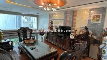 Hàng F0, Giá 32 TỶ, DT 60m2, 4 Tầng, Nhà mặt phố Trần Phú, Hà Đông, Cạnh Trường Đại học