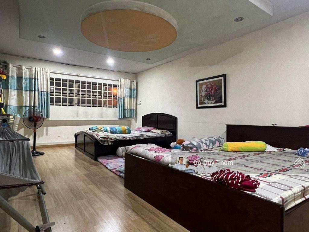 Bán nhà mặt tiền chợ lạc Quang, kinh doanh buôn bán, 103m2, vừa ở vừa kinh doanh. Hơn 8tỷ.