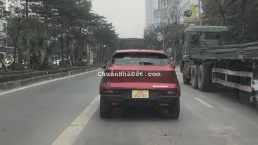 Cho thuê toà nhà văn phòng ở văn phú hà đông , thang máy , nhà mới , có cho thuê lẻ tầng