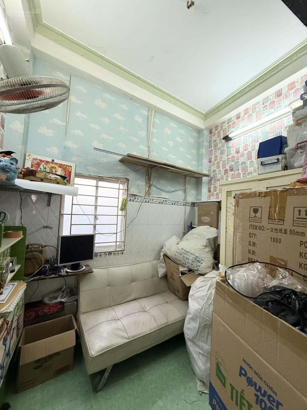 DƯƠNG BÁ TRẠC QUẬN 8, 3 TẦNG 4PN GẦN 30M2 NHỈNH 3 TỶ