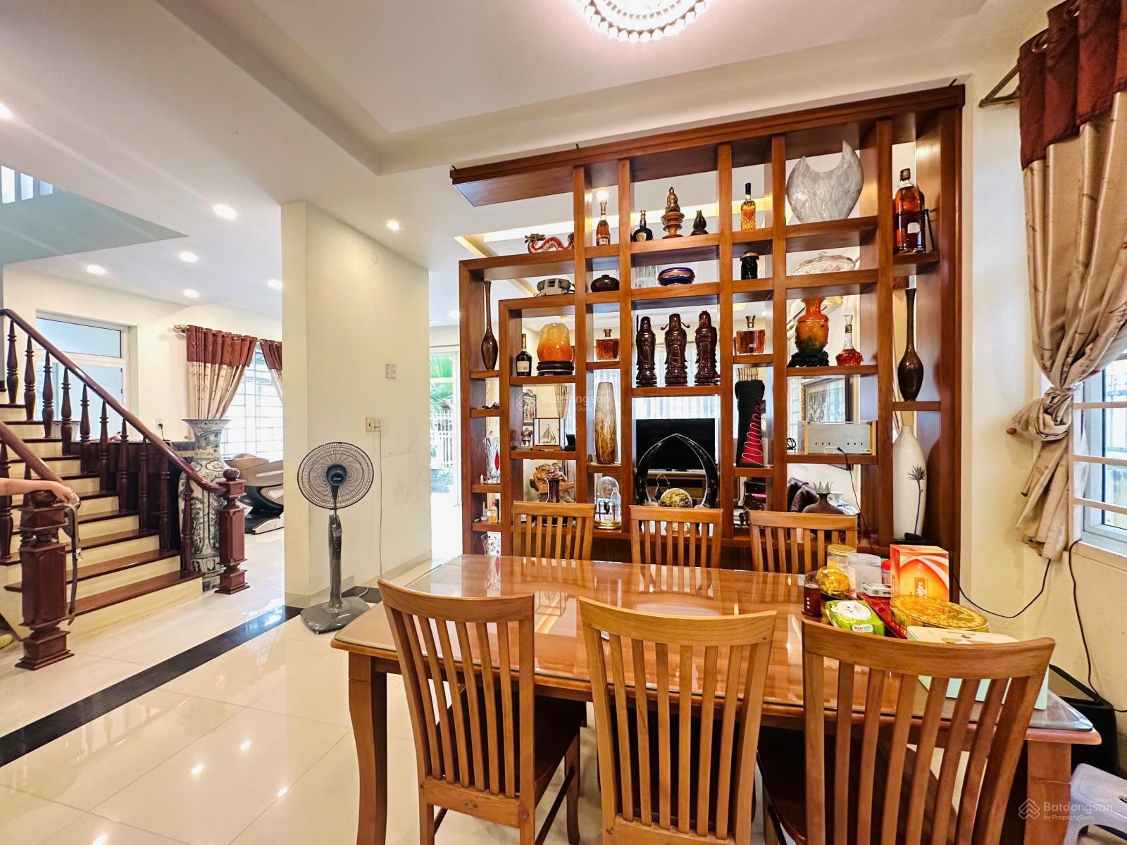 BÁN BIỆT THỰ 2 TẦNG, KHU VĨNH ĐIỀM TRUNG, 301M2, ĐÃ CÓ SỔ, GIÁ 20 TỶ.