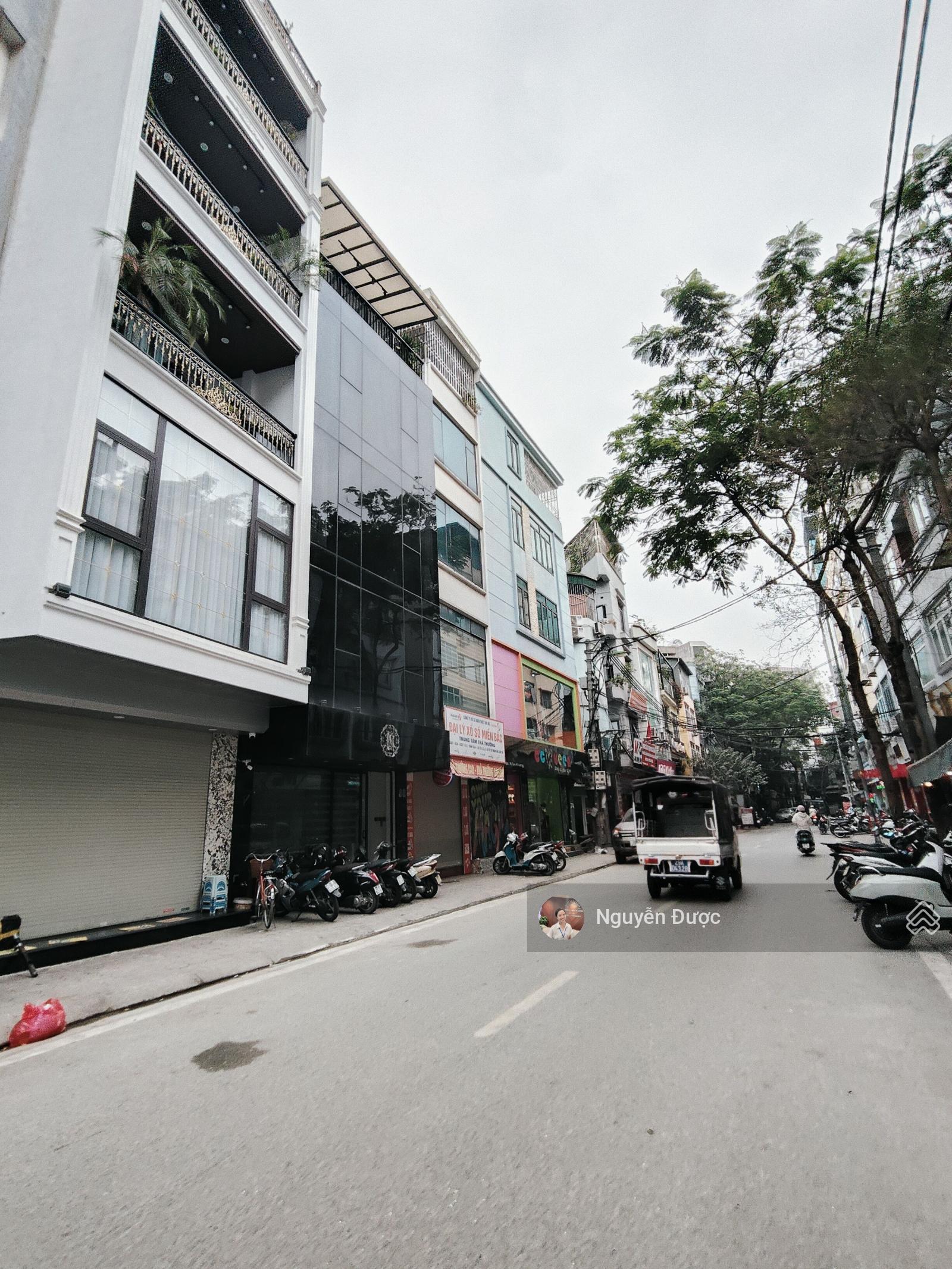 Mặt phố An Trạch, Cát Linh, Đống Đa, CHỈ 30 tỷ có ngày nhà lô góc, Mt 6.5m, 4 tâng, sổ vuông đẹp Mặt phố An Trạch, Cát Linh, Đống Đa, CHỈ 30 tỷ có ngày nhà lô góc, Mt 6.5m, 4 tâng, sổ vuông đẹp