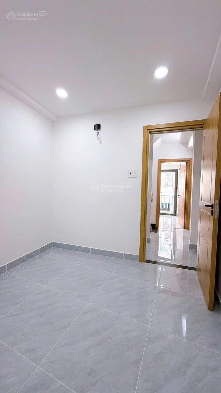 HIẾM- HOÀNG DIỆU Q4- HẺM ÔTÔ THÔNG- 29m2- 4 TẦNG ĐÚC- SÁT MẶT TIỀN- KO QH- CHỈ 5 TỶ NHỈNH