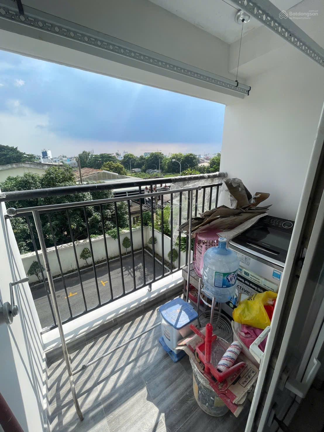 e còn các căn hộ hiệp thành buiding q12 cho thuê 1-2 pn giá từ 5800 ở ngay