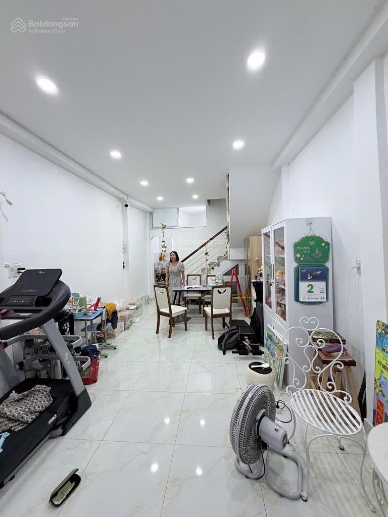 Bán nhà hẻm XH Tô Hiến Thành, CMT8, Quận 10, DT 3.9x10m, 2 tầng, ở/cho thuê, nhỉnh 6 tỷ