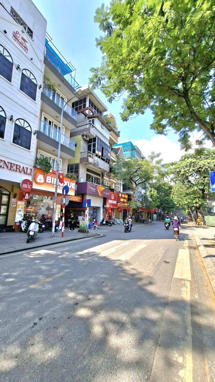 Bán nhà mặt phố Quan Thánh 90m2, giá: 35 tỷ. Ba Đình Bán nhà mặt phố Quan Thánh 90m2, giá: 35 tỷ. Ba Đình