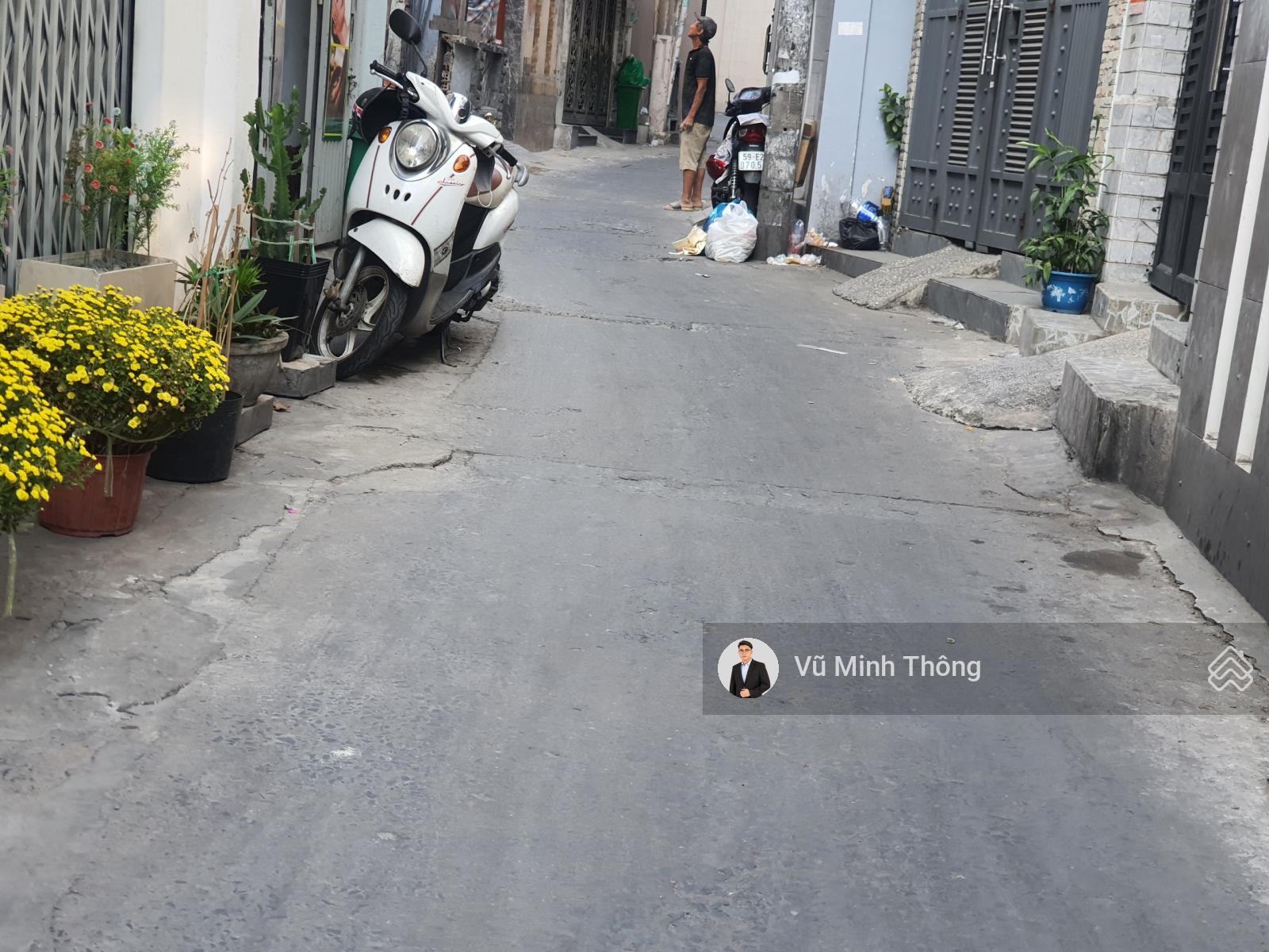 Còn 1 tòa CHDV khu Phan Xích Long! HDT: 100tr/tháng (13PN, WC) - 5.6 x 24m- Hầm 6 tầng chỉ 22.79 tỷ Còn 1 tòa CHDV khu Phan Xích Long! HDT: 100tr/tháng (13PN, WC) - 5.6 x 24m- Hầm 6 tầng chỉ 22.79 tỷ