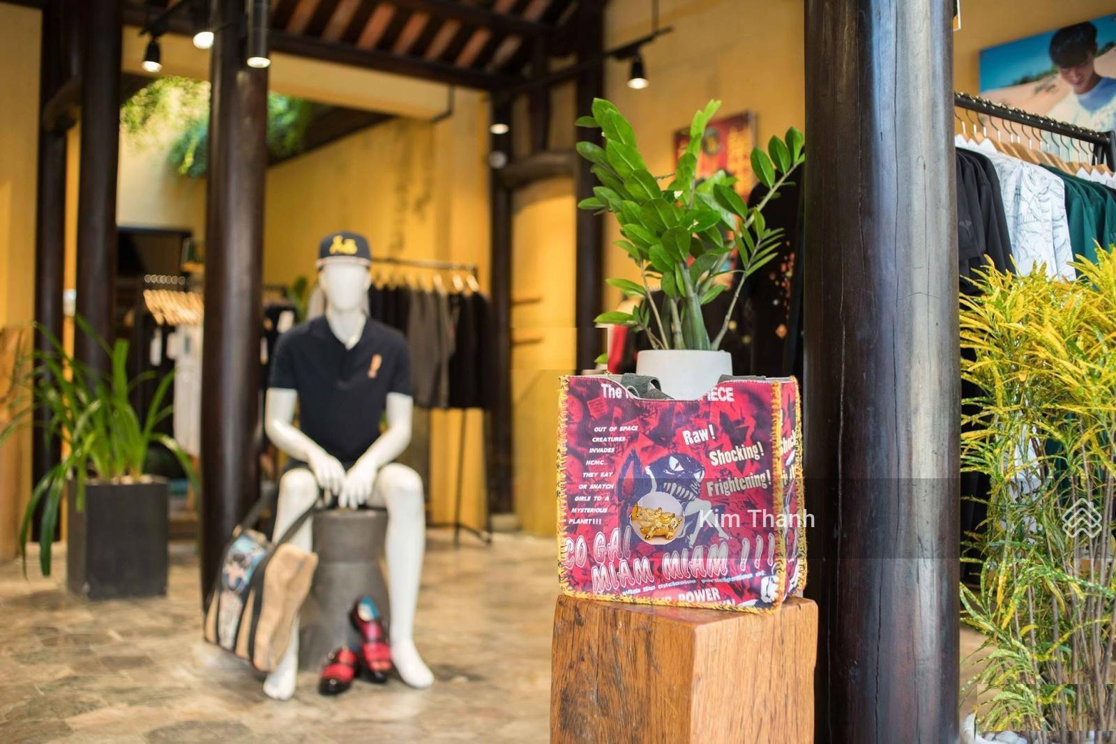 Siêu Phẩm Nhà Cổ Trần Phú Hội An 300m² Mặt Tiền 10m Giá 90 Tỷ Tài Sản Di Sản Hiếm