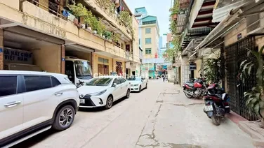 Giá hời. Bán căn hộ tập thể Nhà hát Chèo Mai Dịch, tầng 1- kinh doanh, ở sướng, ôtô đỗ cửa, 3,38 tỷ