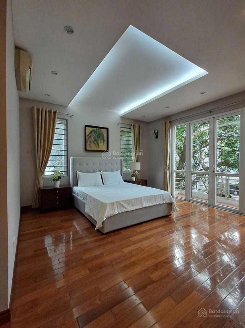 Biệt thự Vườn Đào bán ở khu D5 tuyệt đẹp, gara để 3 ô tô, view nhìn ra vườn hoa, gần lotte Biệt thự Vườn Đào bán ở khu D5 tuyệt đẹp, gara để 3 ô tô, view nhìn ra vườn hoa, gần lotte