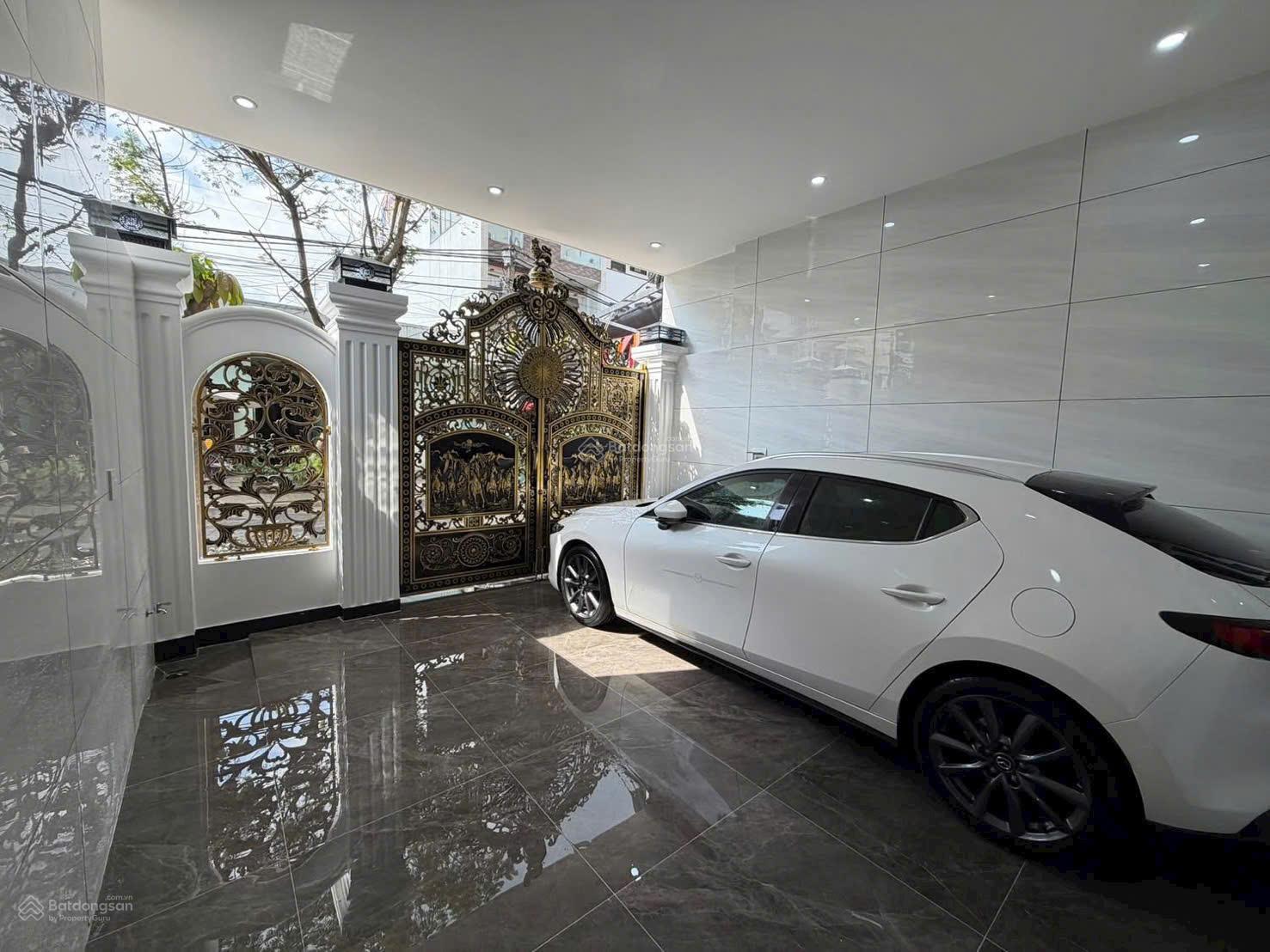 Bán Siêu Phẩm Mặt Tiền Đặng Huy Tá, phong cách tân cổ điển, vị trí đẹp