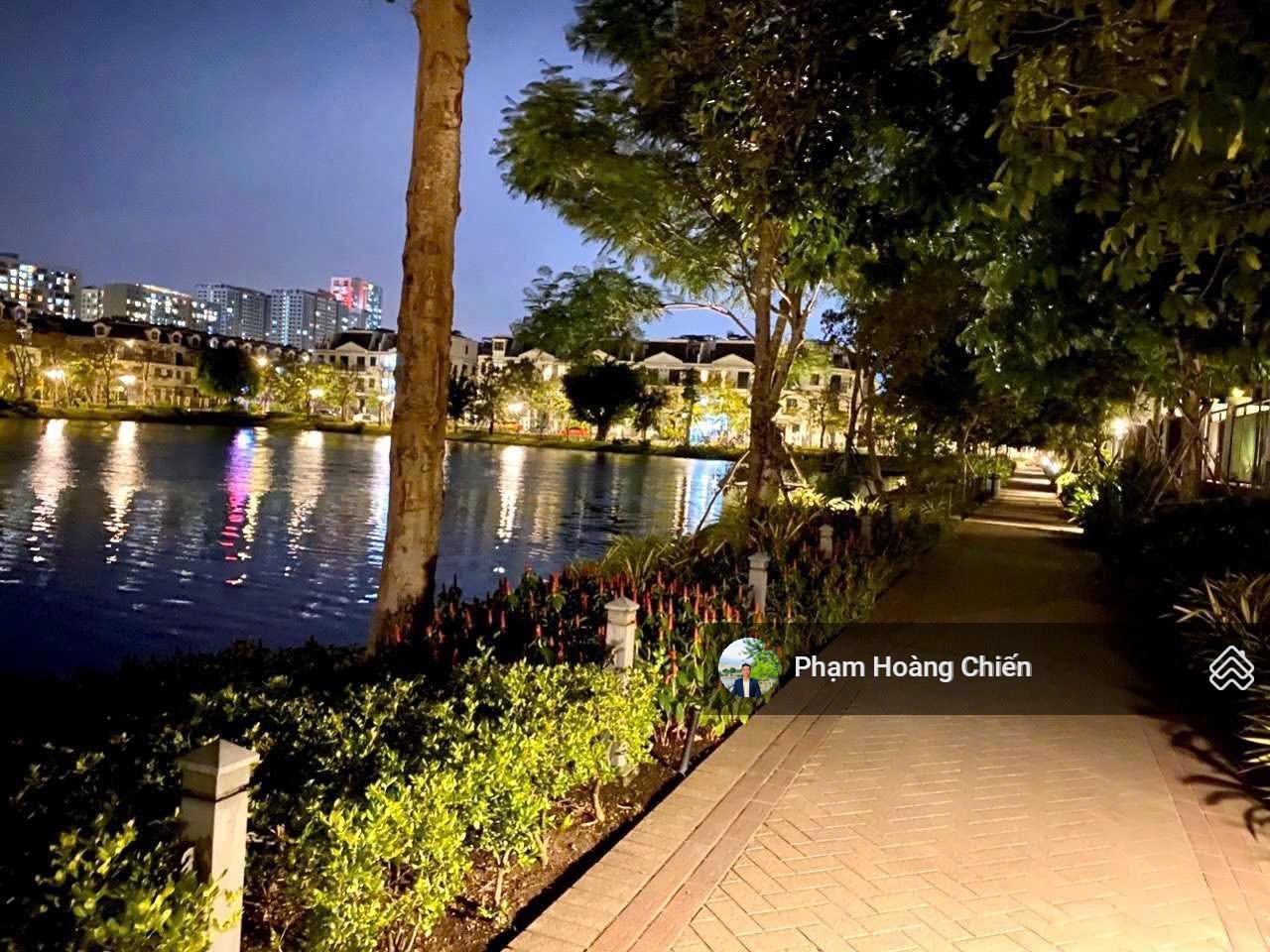 Bán gấp nhà phố Lakeview City DT 5x20m full cao cấp view công viên lớn giá 21 Tỷ LH 0907 110 *** Thật