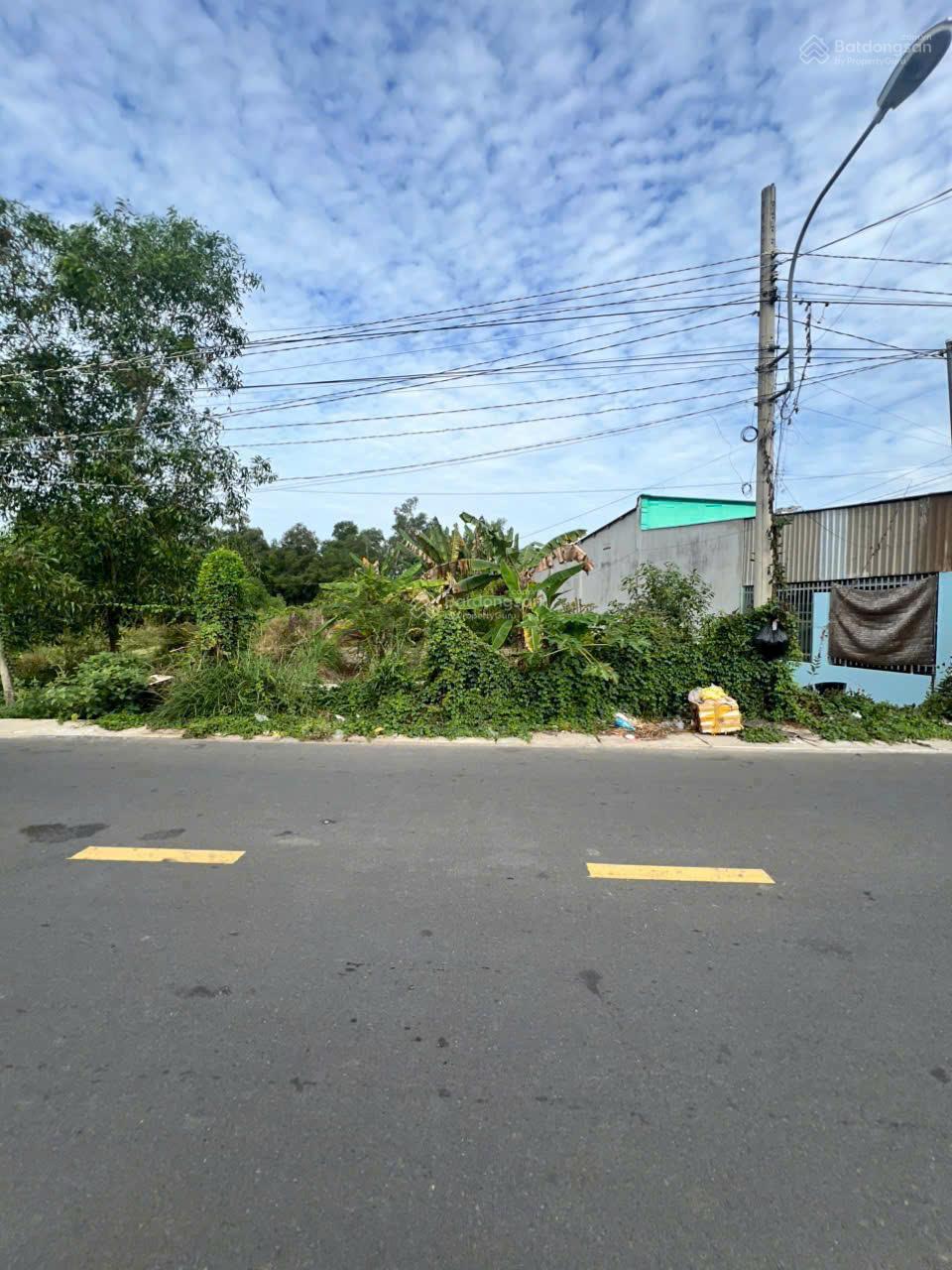 BÁN GẤP đất mặt tiền Hùng Vương Nhơn Trạch, phù hợp làm kho, xưởng, KD...giá rẻ 6tr/m, SR chính chủ BÁN GẤP đất mặt tiền Hùng Vương Nhơn Trạch, phù hợp làm kho, xưởng, KD...giá rẻ 6tr/m, SR chính chủ