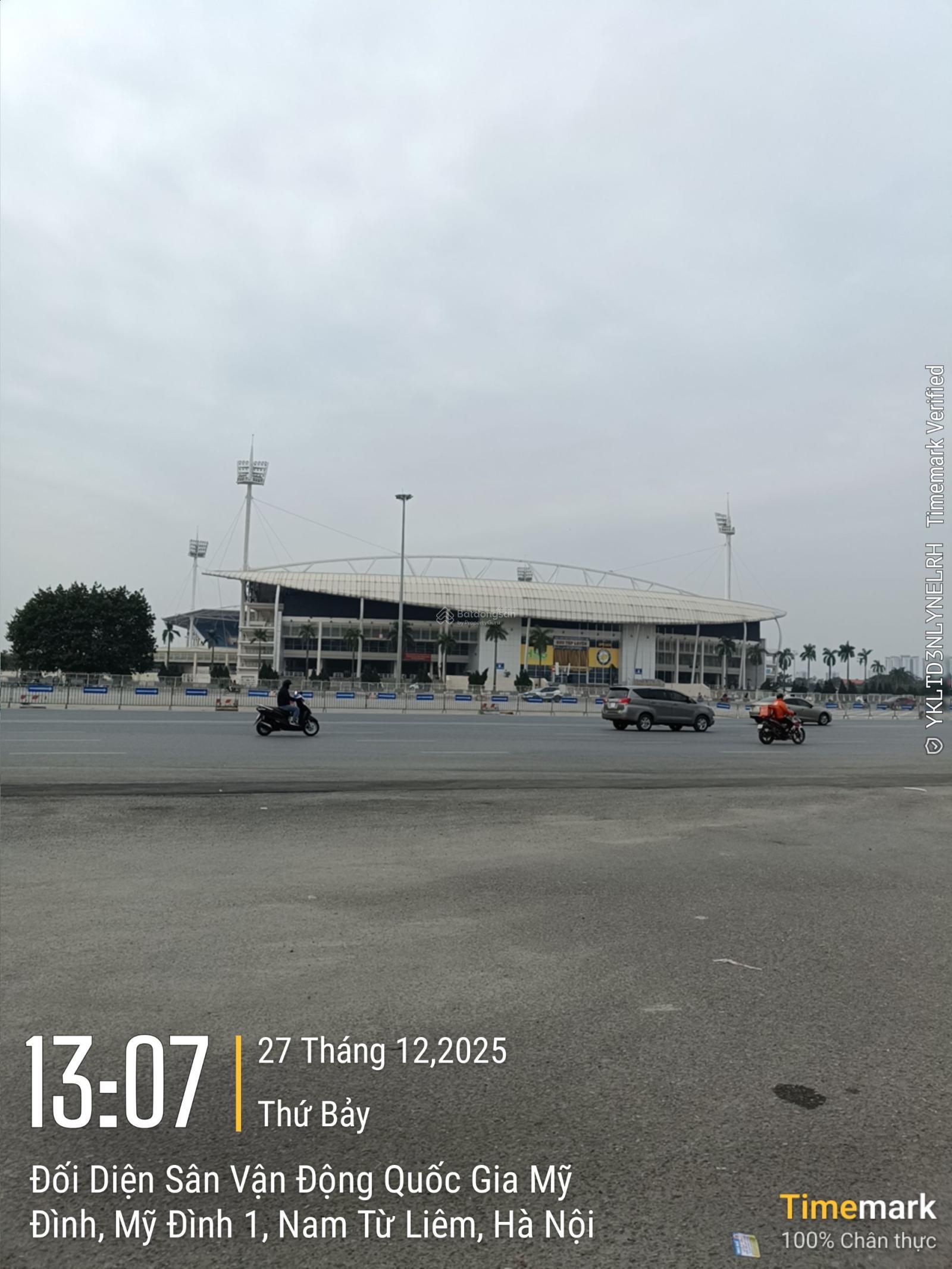 Bán đất Phú Đô đầu ngõ là trường học 40M2 sổ vuông đẹp 30M ra Ô TÔ ngõ 3 gác đỗ cửa