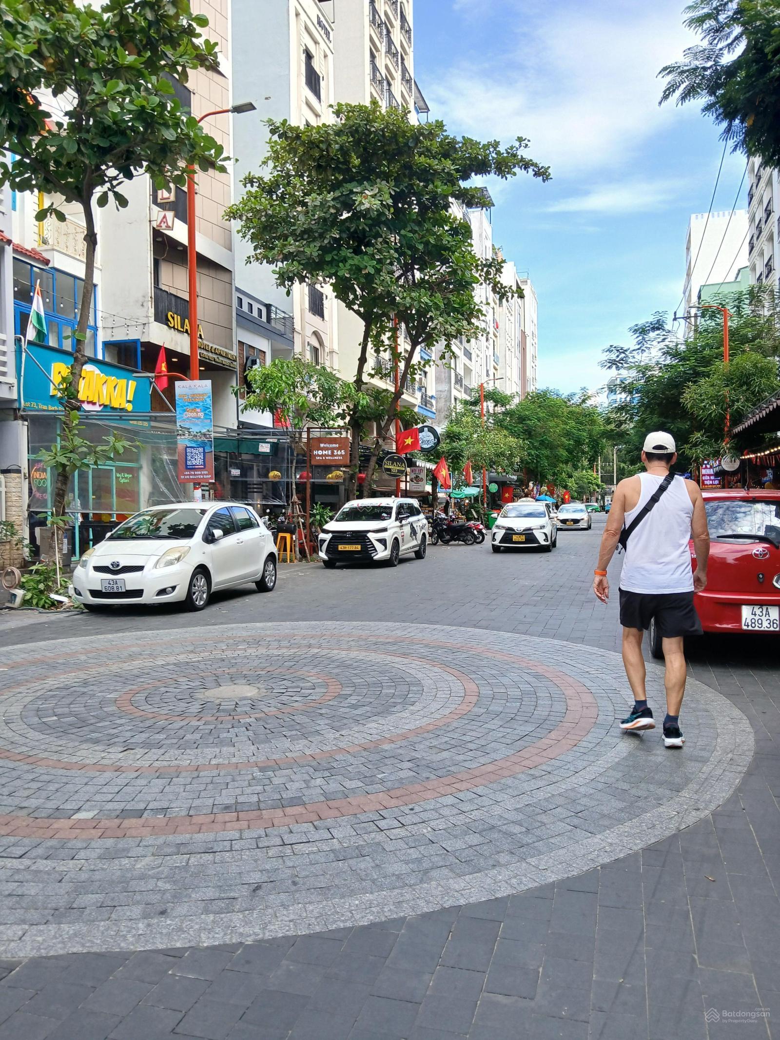 Cần bán gấp lô đất biển Mỹ Khê sát Phố An Thượng 95m2 giá chỉ 9ry4 tl