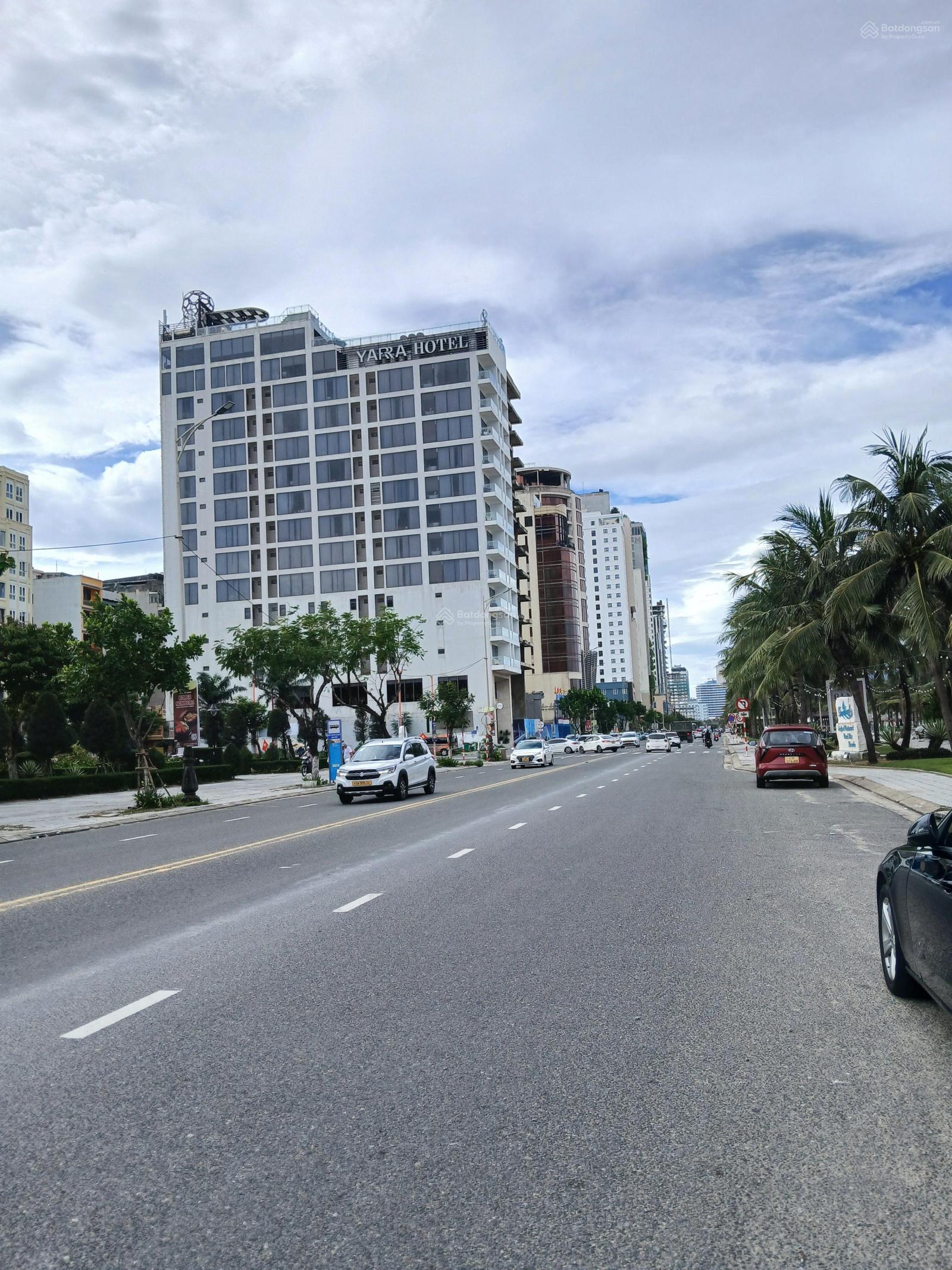 Cần bán gấp lô đất biển Mỹ Khê sát Phố An Thượng 95m2 giá chỉ 9ry4 tl