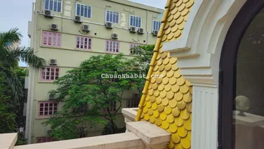 Chính chủ bán gấp Biệt Thự TRần Kim Xuyến Trung Hoà. DT 239m2, 5 tầng thang máy, nội thất cao cấp.