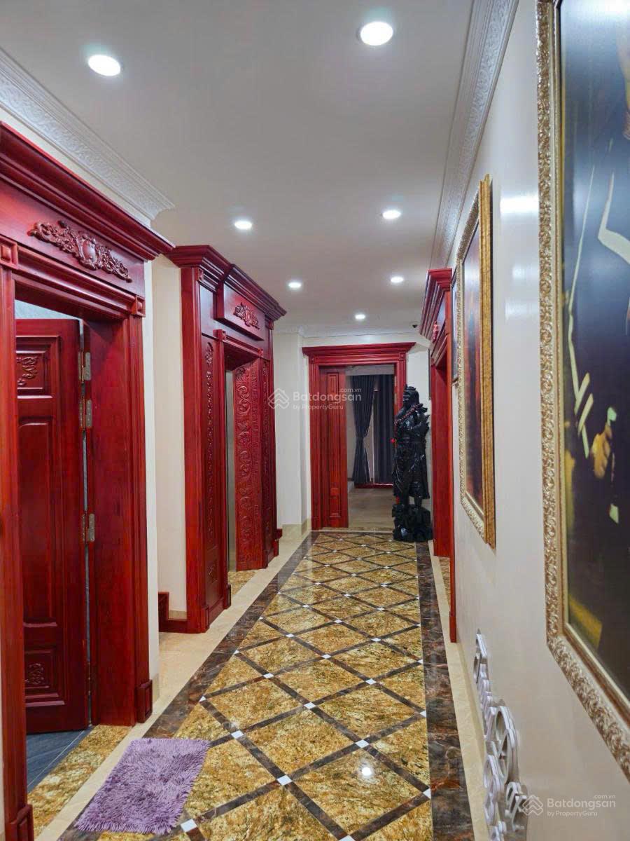 Chính chủ bán gấp Biệt Thự TRần Kim Xuyến Trung Hoà. DT 239m2, 5 tầng thang máy, nội thất cao cấp. Chính chủ bán gấp Biệt Thự TRần Kim Xuyến Trung Hoà. DT 239m2, 5 tầng thang máy, nội thất cao cấp.