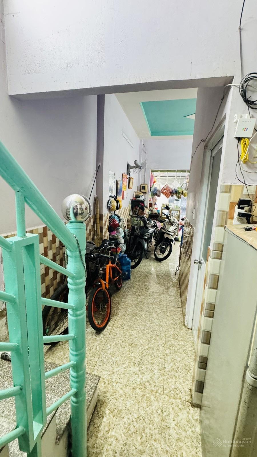 Nhà 2 tầng 3PN 1/ Nguyễn Suý ngay chợ Tân Hương DT 4x9 giá 4,6 tỷ sổ nở hậu hoàn công đủ