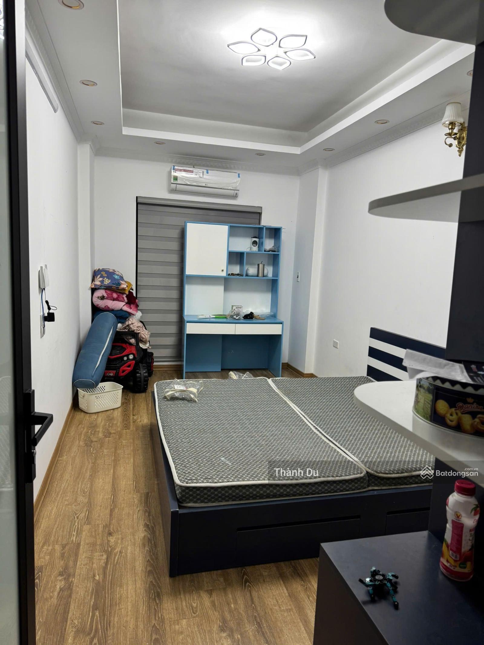 CHO THUÊ NHÀ NGUYÊN CĂN Cổ Linh đối diện AEON mall- PHÙ HỢP GIA ĐÌNH, KINH DOANH ONLINE - GIÁ 11 tr CHO THUÊ NHÀ NGUYÊN CĂN Cổ Linh đối diện AEON mall- PHÙ HỢP GIA ĐÌNH, KINH DOANH ONLINE - GIÁ 11 tr