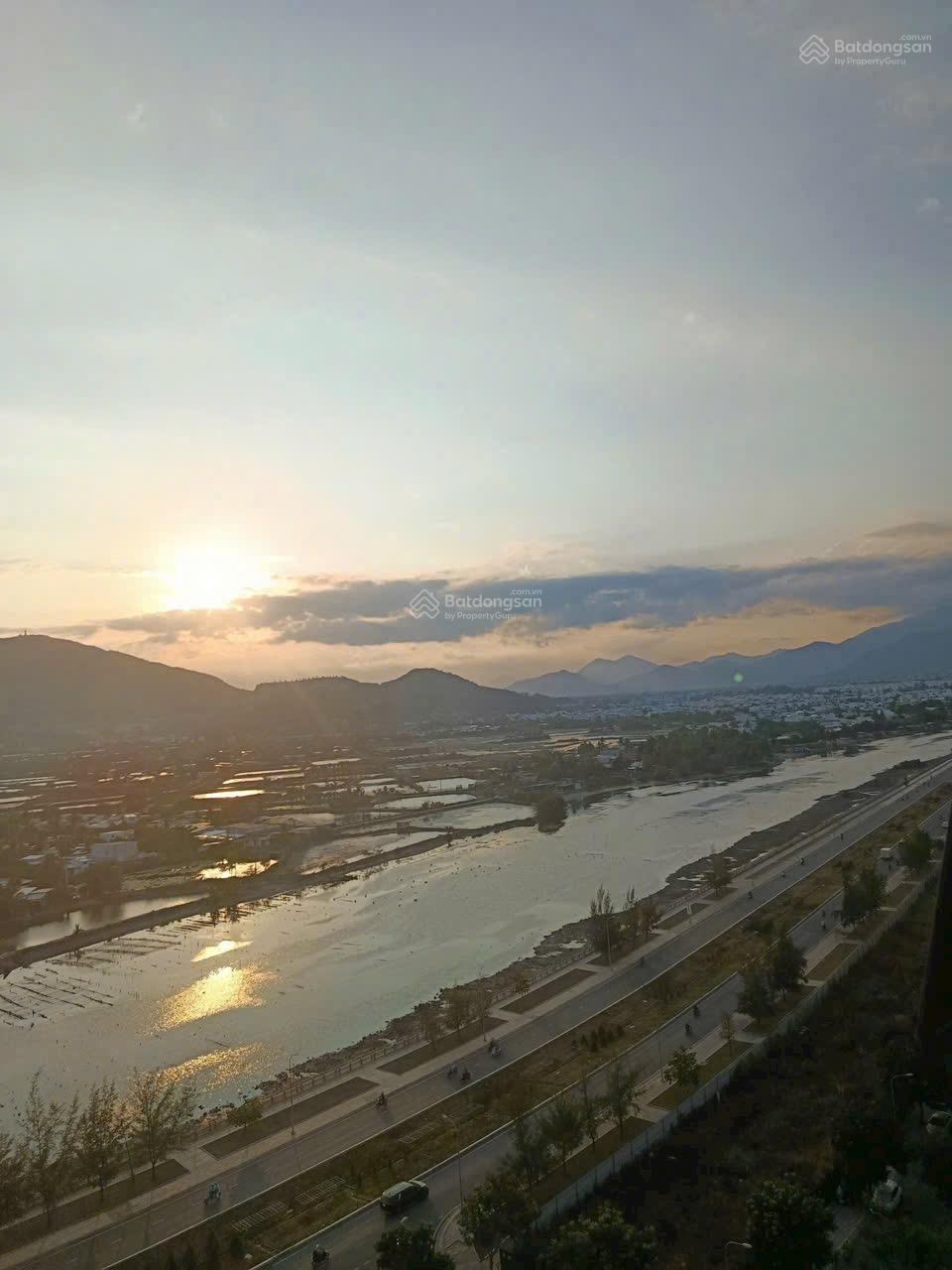 Q30. BÁN CĂN SSH07 | VIEW SÔNG & QUẢNG TRƯỜNG SUN 45m - 1 TỶ 750