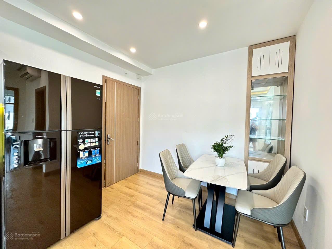 Bán 3914 - OC1B
Chỉ 3,59 tỉ Full nội thất View Biển Và Phố cực đẹp Bán 3914 - OC1B
Chỉ 3,59 tỉ Full nội thất View Biển Và Phố cực đẹp