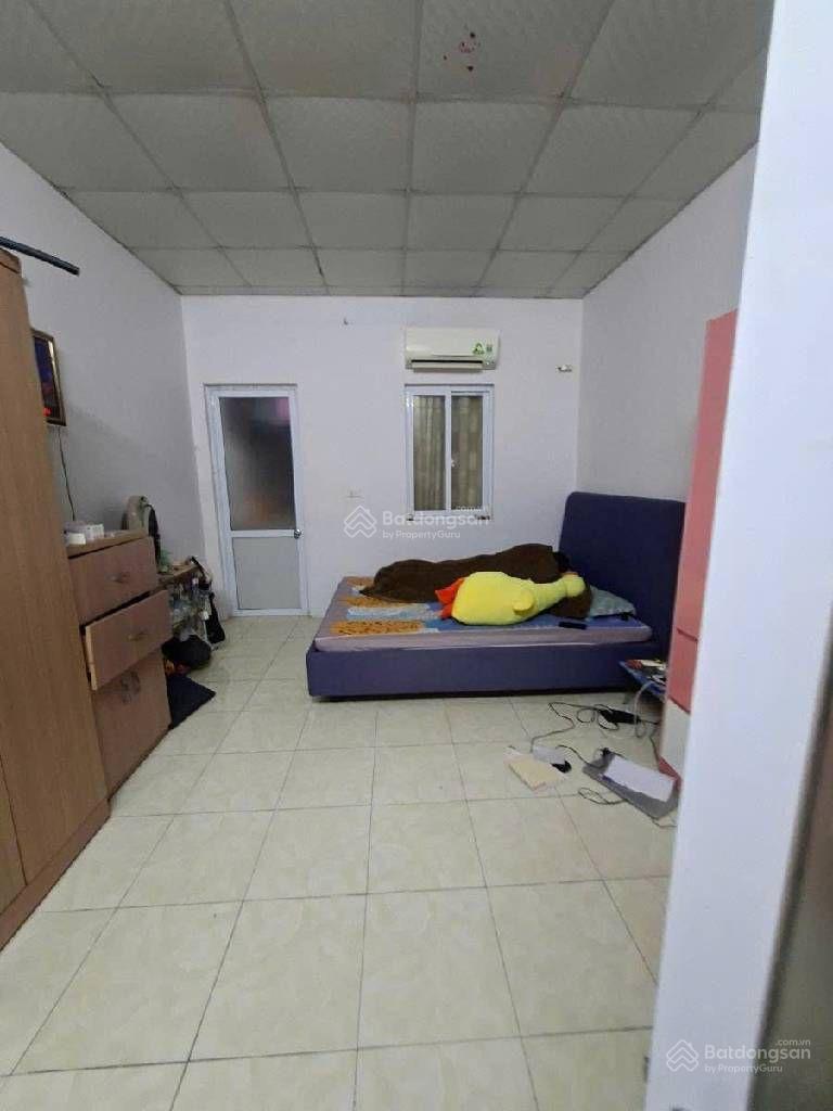 Bán nhà tập thể Nghĩa Tân - Trần Quốc Hoàn - 39/65m2 - tầng 3 - hơn 3 tỷ