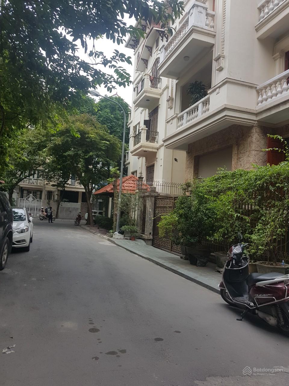 chính chủ bán biệt thự liên kề trung yên 10 nguyễn vĩnh bảo DT 100m x 5 tầng MT 5m giá 32 tỷ