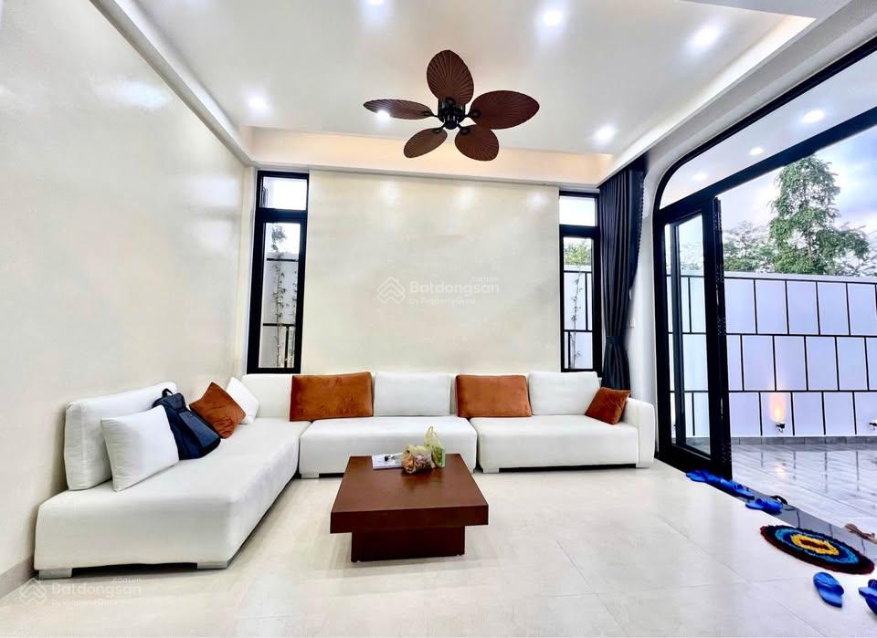 Nhà 2 tầng kiệt ô tô gần cầu Nguyễn Hoàng Full nội thất dọn vào ở ngay