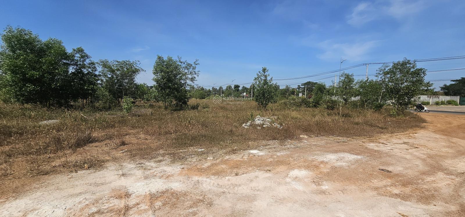 Bán 6 ha đất thổ cư, đường Phước Tân Hội Bài, gần 400m mặt đường