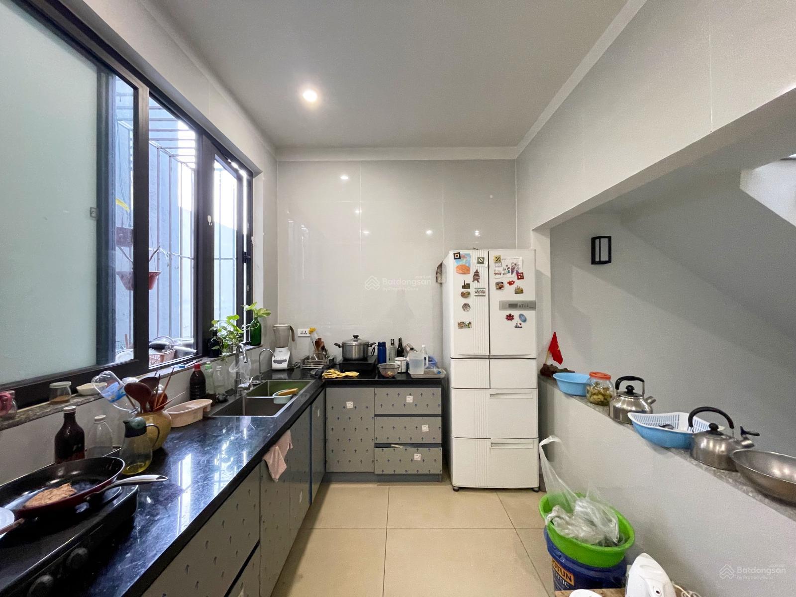 Nhà mặt đường tuyến 2 Lê Hồng Phong - 144m2 ngang 8.6m - Tầng 1 và 2 thông sàn để kinh doanh