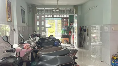 Đình đám ! nhà bán đường Số 14, Quận 6, có dòng tiền thuê 35 triệu