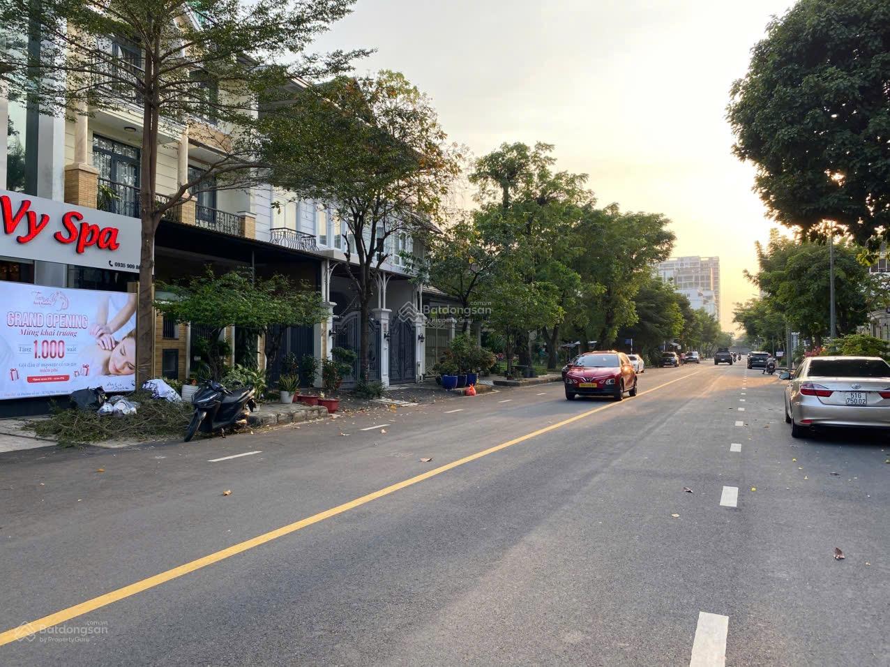 Cho thuê biệt thự Nam Thông 3 Phú Mỹ Hưng | 7x18m | 5PN | 70 triệu/tháng