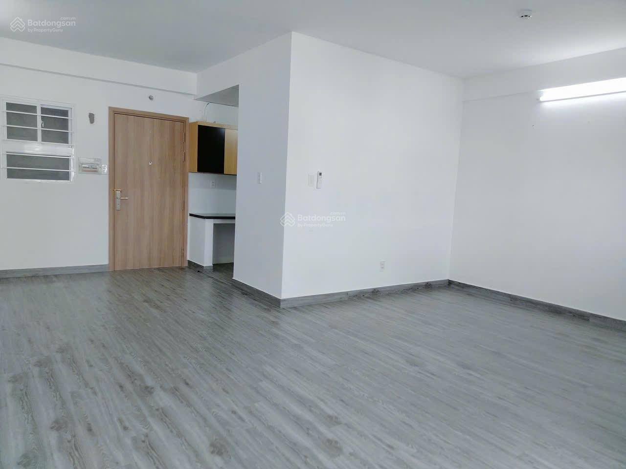 Bán căn hộ 38m2 Nam Long - Hồng Phát, sổ hồng, thang máy, Tây Nam, view đường phố, cầu Cần Thơ