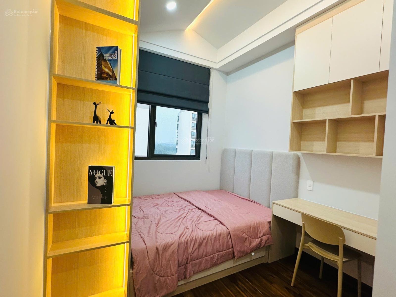 Cho Thuê Midtown 2PN2WC nhà đẹp , view biệt thự giá thuê chỉ 24 triệu /tháng lh 0911 209 *** em Hào