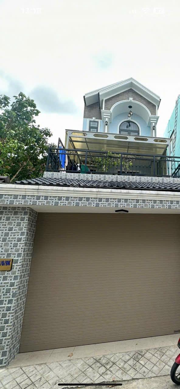 Bán nhà 2 lầu hẻm 31 đường 160, Tăng Nhơn Phú A, Q9, tặng toàn bộ nội thất, giá 9 tỷ