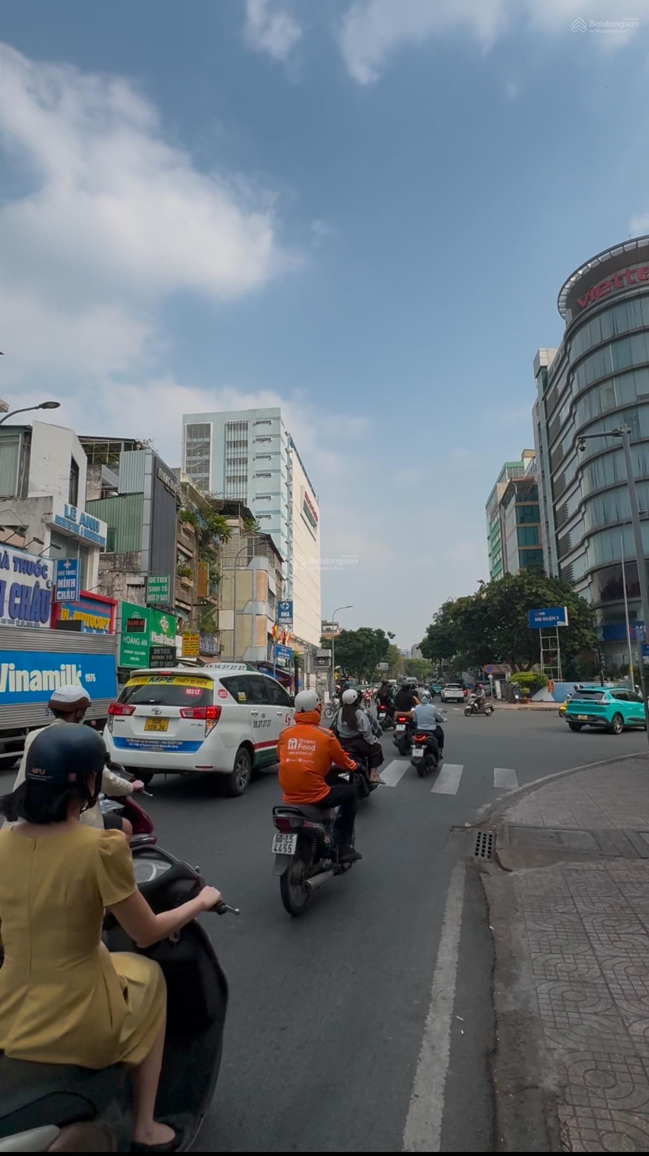 Mặt tiền Trần Quốc Thảo Q3 ngang 5m dài 20m 3 tầng giá 28 tỷ có dòng tiền 70 triệu/tháng Mặt tiền Trần Quốc Thảo Q3 ngang 5m dài 20m 3 tầng giá 28 tỷ có dòng tiền 70 triệu/tháng