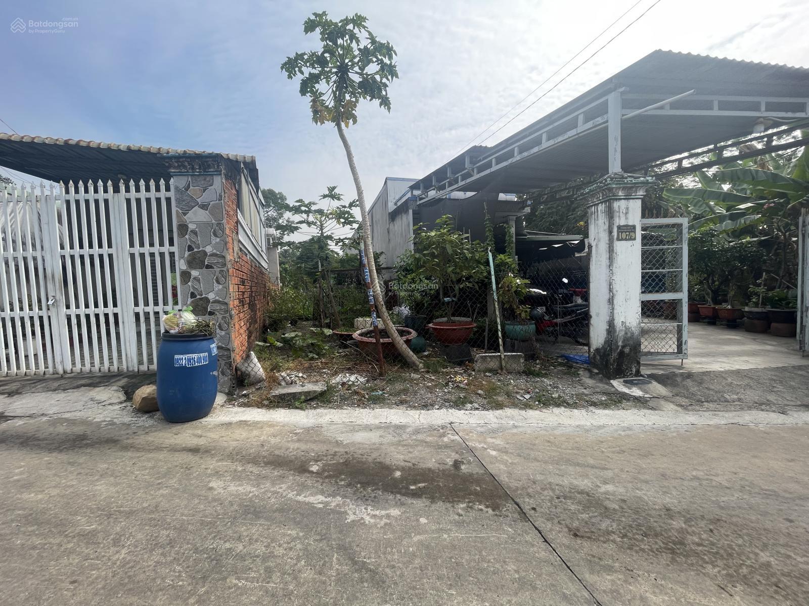 Đất Hiệp An 1 sẹc Bùi Ngọc Thu vào 30m,đường xe hơi tới đất,cách chợ Bưng Cầu 100m Đất Hiệp An 1 sẹc Bùi Ngọc Thu vào 30m,đường xe hơi tới đất,cách chợ Bưng Cầu 100m