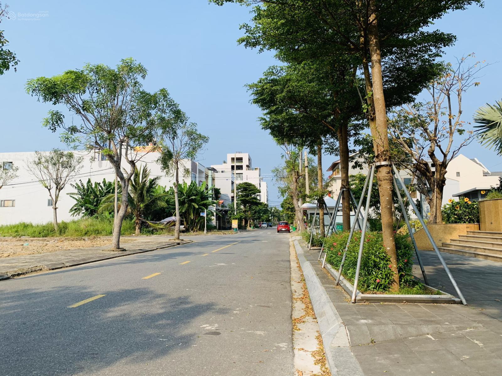 Bán biệt thự 3 tầng đường Lê Hữu Khánh - Nam Việt Á